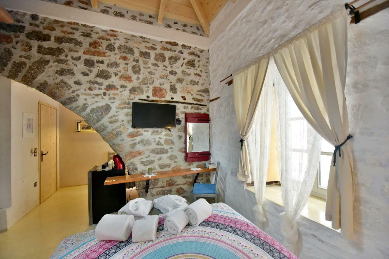 Mastoris Mansion Hotel Hydra  Exterior photo