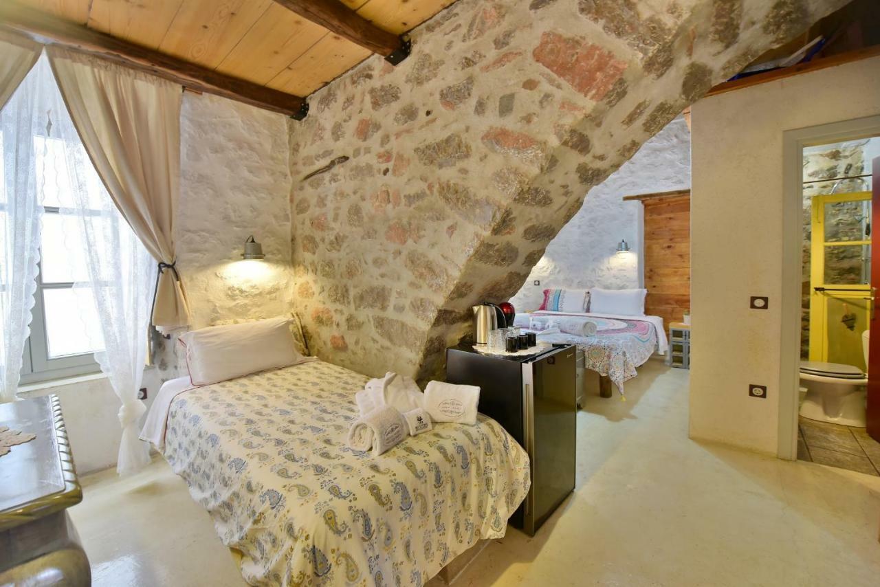 Mastoris Mansion Hotel Hydra  Exterior photo