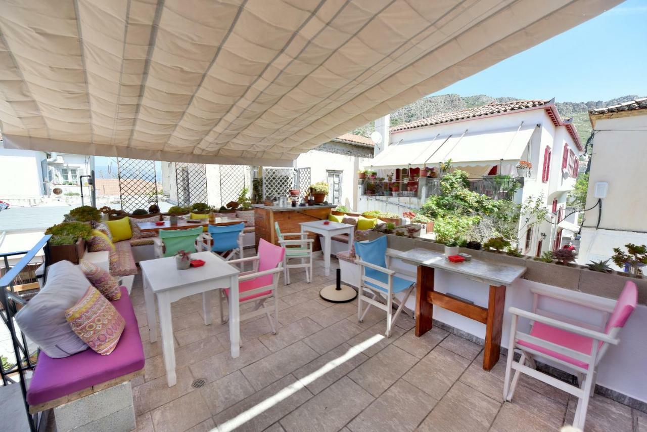 Mastoris Mansion Hotel Hydra  Exterior photo