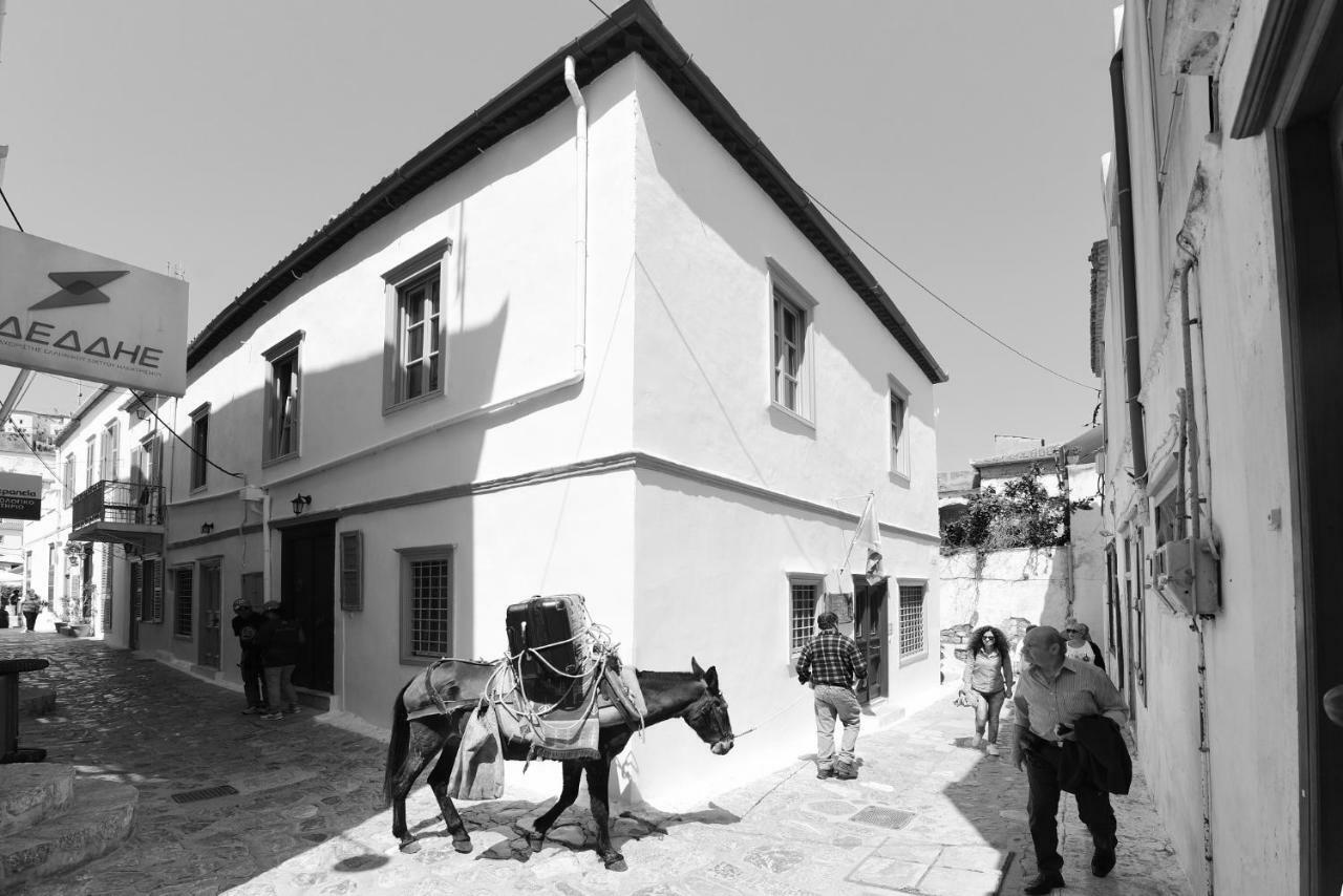 Mastoris Mansion Hotel Hydra  Exterior photo